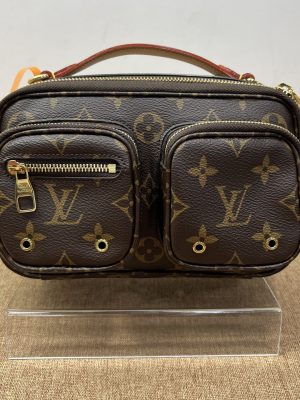 99% New LV Pochette Metis, Monogram, Chip
