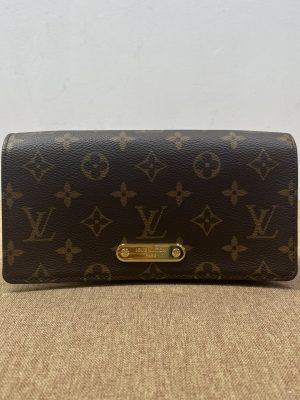 99% New LV Lily WOC, Monogram, Chip Version